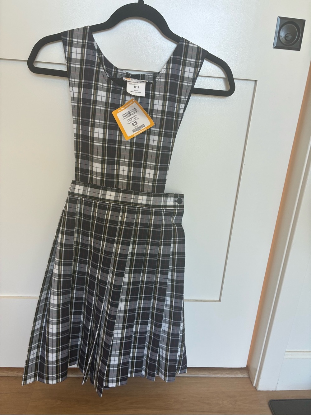 NEW! Dennis Marymount Plaid Girls Black & White Plaid School Jumper Dress G12